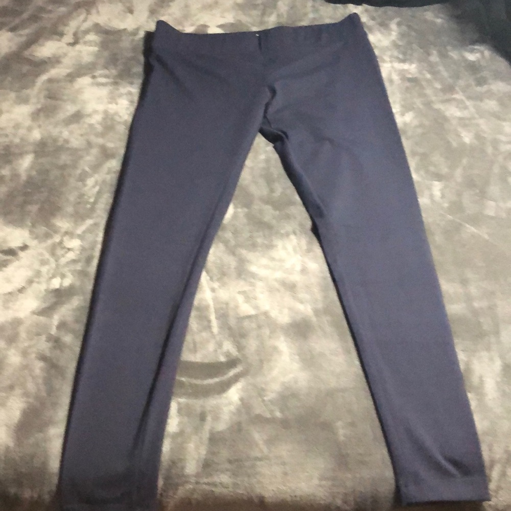 Dark blue leggings